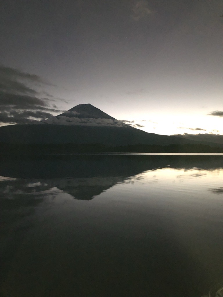田貫湖から撮影した富士山の元写真